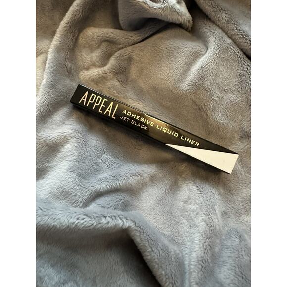 Makeup Lot New Products Eyes, Brows, Lips, Face, Body - Assorted Brands - Picture 9 of 12